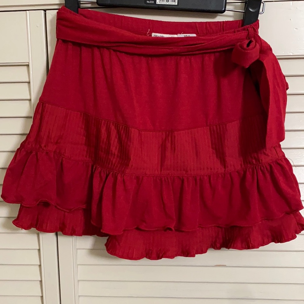 Mary Kate and Ashley Oslen Red ruffle skirt